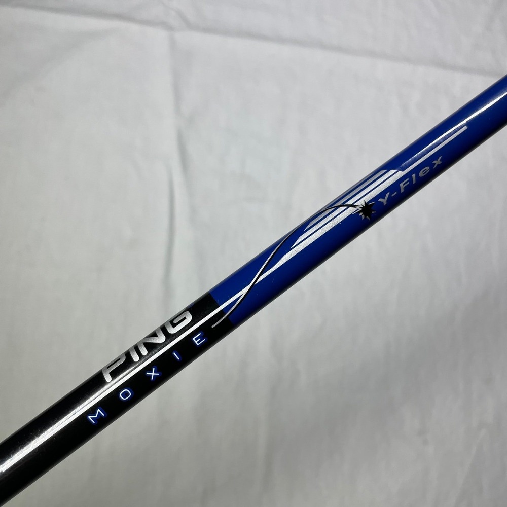 Ping Moxie RH Junior 7-Iron, Y-Flex Ping Moxie graphite shaft, Ping grip. - Picture 7 of 9